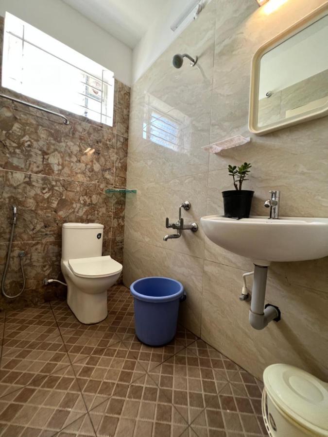Raja Residency Hotel Alāndurai Eksteriør billede