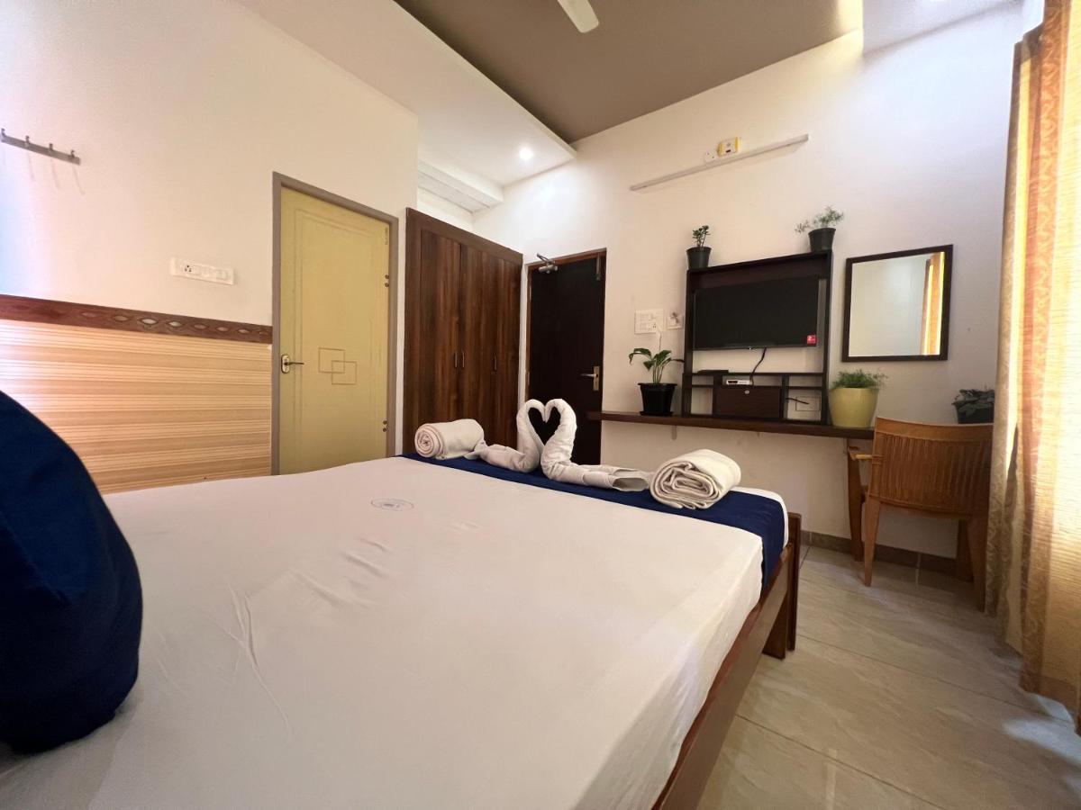 Raja Residency Hotel Alāndurai Eksteriør billede