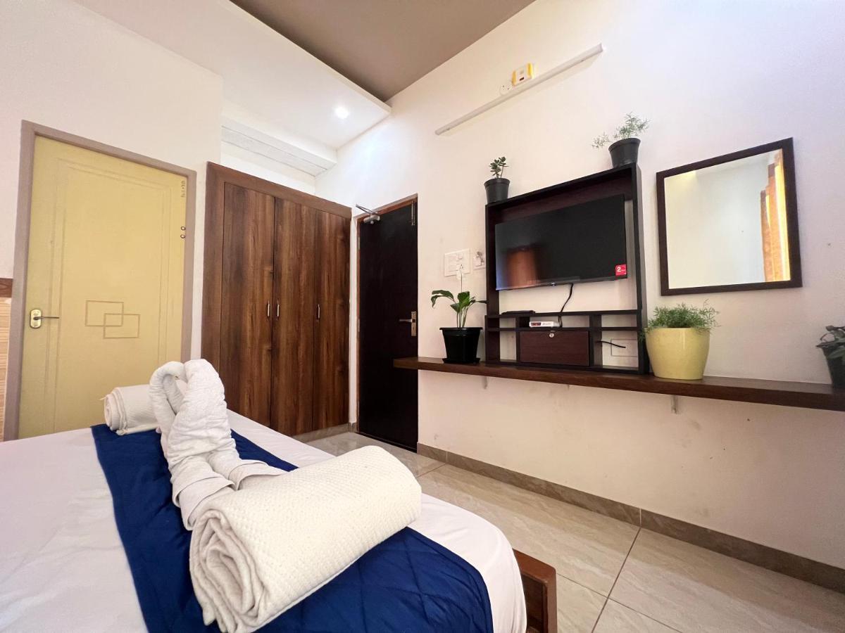 Raja Residency Hotel Alāndurai Eksteriør billede