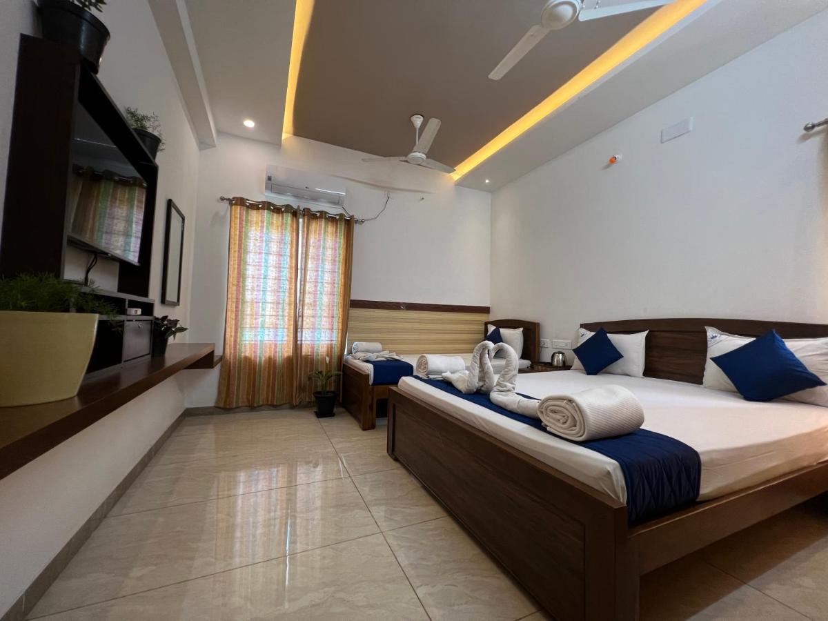 Raja Residency Hotel Alāndurai Eksteriør billede